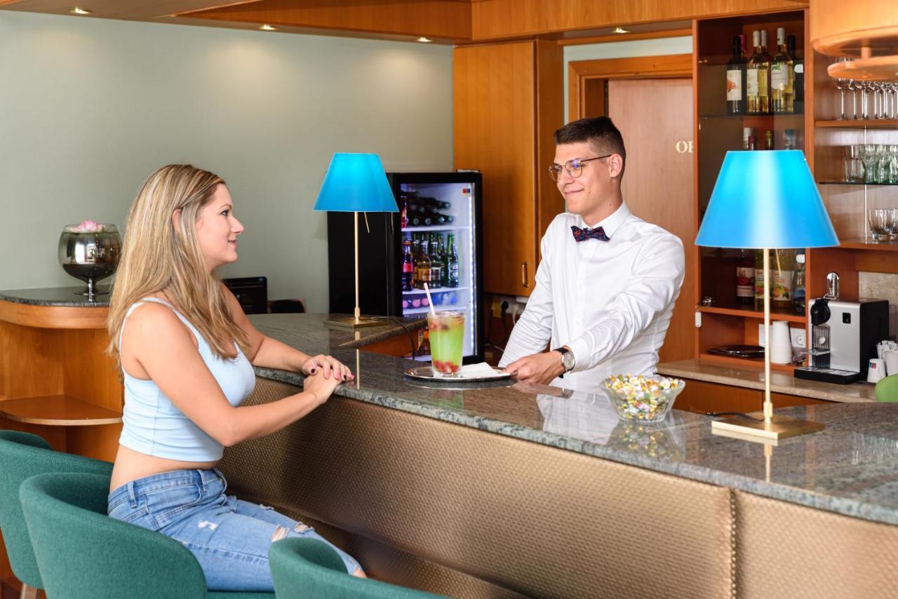 Holiday Club Apartman Hotel Heviz Exterior foto