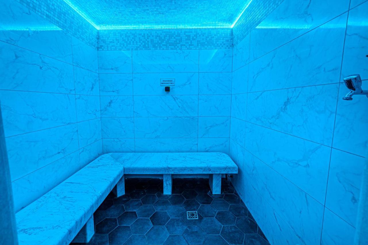 Holiday Club Apartman Hotel Heviz Exterior foto