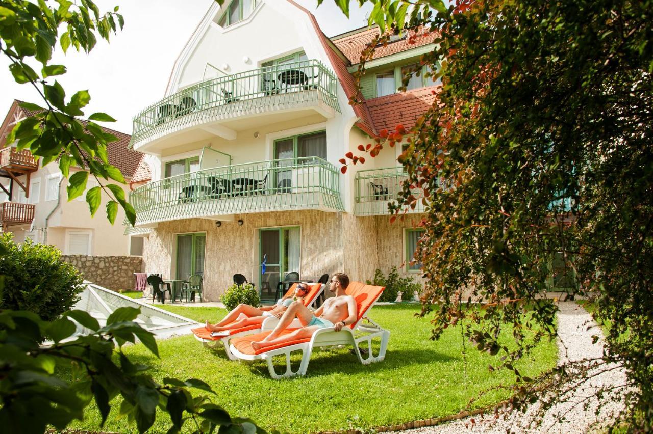 Holiday Club Apartman Hotel Heviz Exterior foto